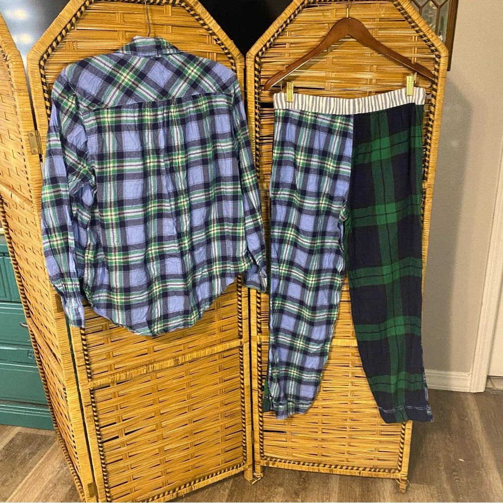 Aerie flannel Blue and Green mixed Plaid Pajama Set Med top large bottoms - Picture 9 of 9
